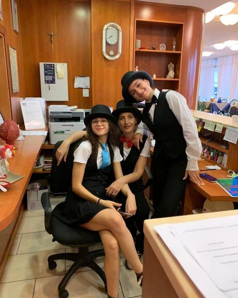 Hotel Joli Alba Adriatica Kültér fotó
